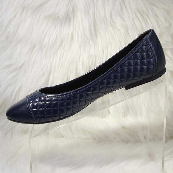 Born B73434 VBED14 Ballet Flat Womens Sz 10 EU 42 Navy Quilted Cap Toe Leather - Picture 2 of 15